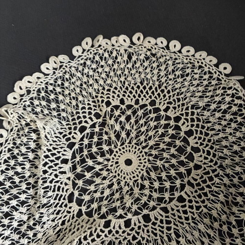 Vintage Handmade Crochet Tablecloth like new, cotton, ecru