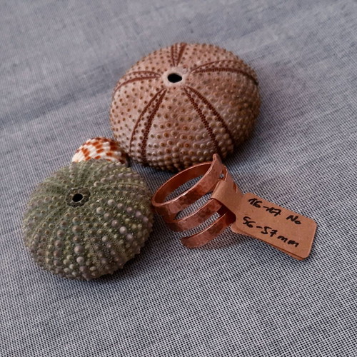 Artemida ring hammered pure copper handmade new, gift pouch