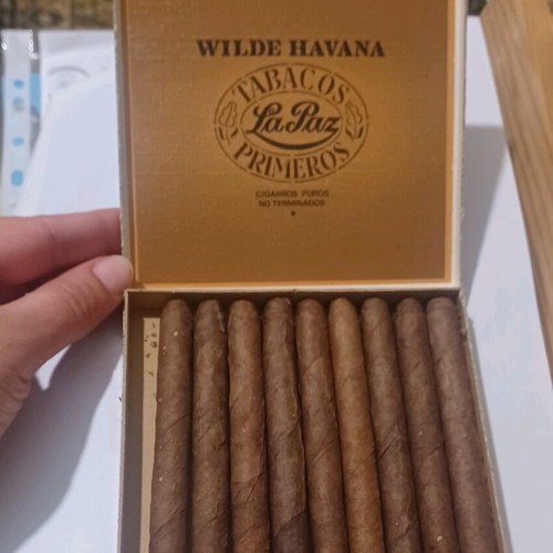 LaPaz cigar box used, collectible, over 30 years old