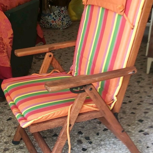 Outdoor armchair made of teak wood with reclining back, 3 seats, like new