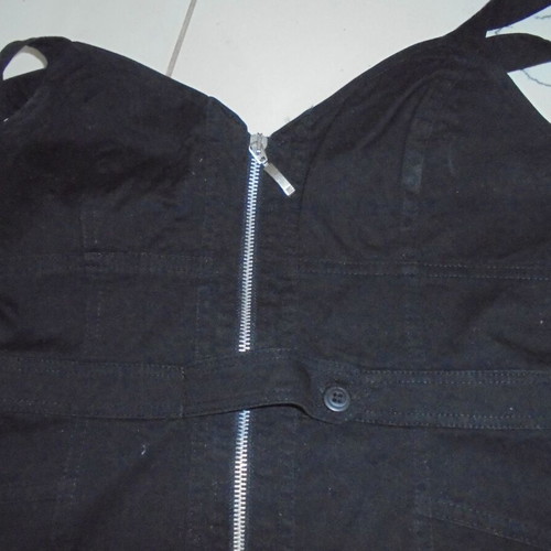 Madlen dress used small size black
