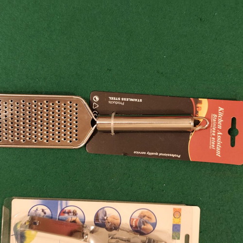 Set of 6 new kitchen tools and accessories