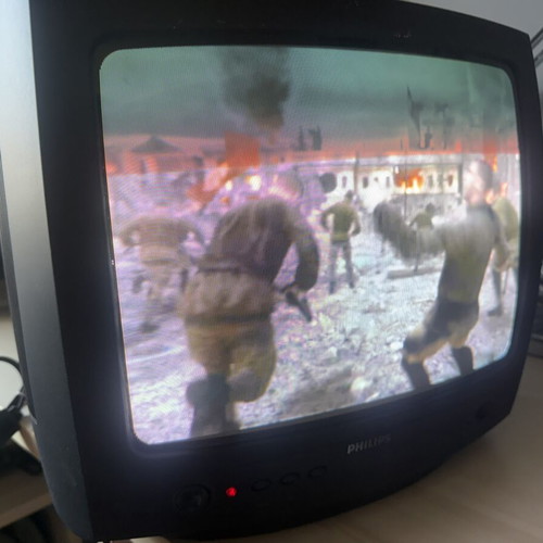 Philips CRT TV used, ideal for retro gaming setup