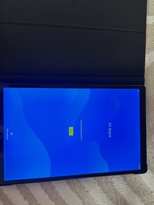 Lenovo Tab M10 HD 4/64GB tablet like new with case