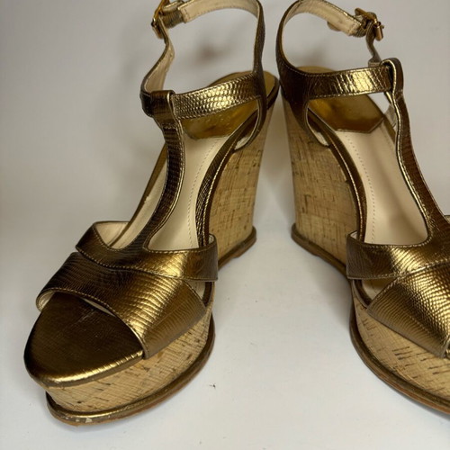 Vince Camuto gold platforms like new, size 38