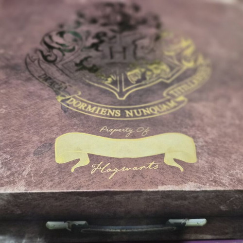 Harry Potter Keepsake Box stationery set used, includes A5 notebook and themed pens