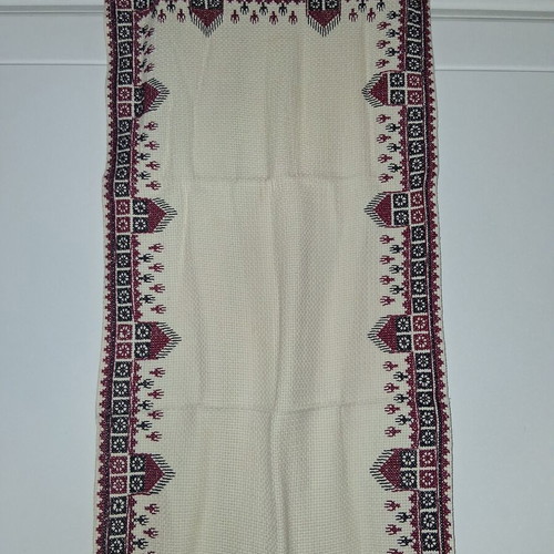 Embroidered table runner handmade, 100×40 cm, like new
