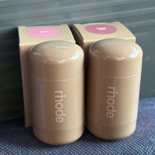 Rhode Pocket Blush new