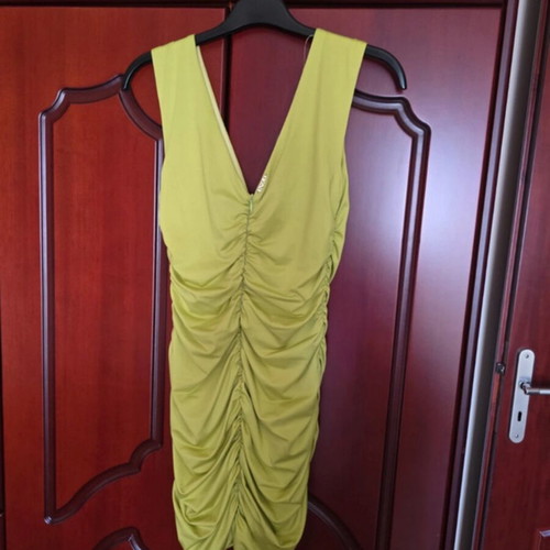 Enzzo green dress size S, like new