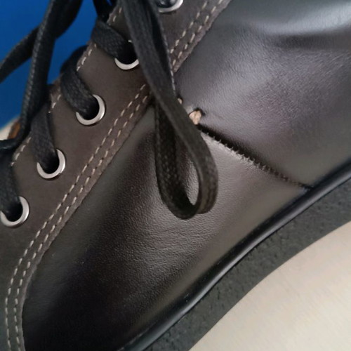 Men's leather shoes brown new, size 43