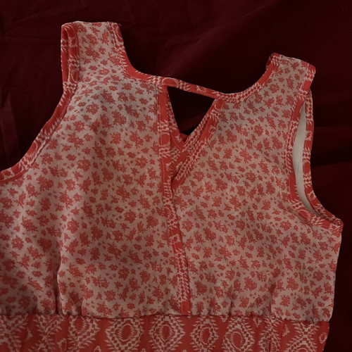 Girls' asymmetrical dress size 9 years New Kind, like new, white and red