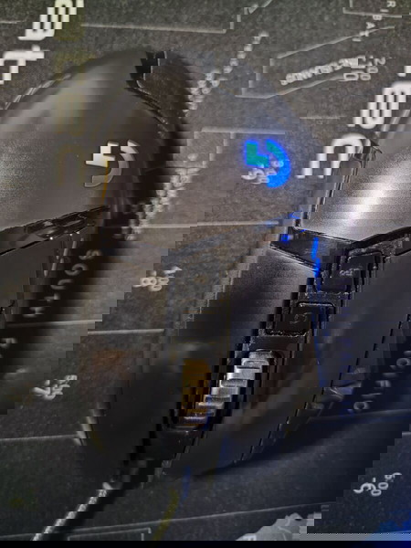 Gaming mouse G502 Hero (Κάνει διπλά κλικ)