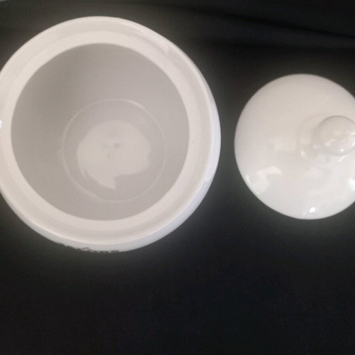 Jacobs small sugar container used with lid