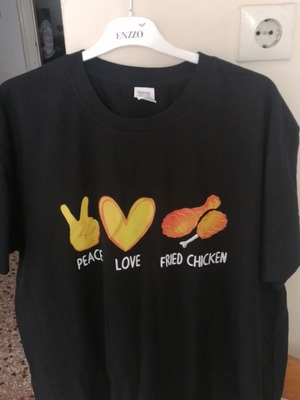 Unisex t-shirt Peace Love Fried Chicken καινούργιο, μέγεθος 2XL, μαύρο πολύχρωμο
