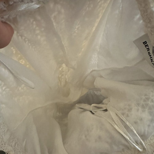 Embroidered pants Bershka new, size S, white