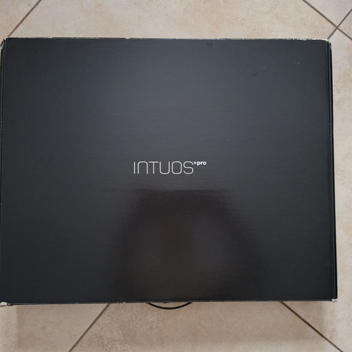 Wacom Intuos Pro Large PTH-851 like new