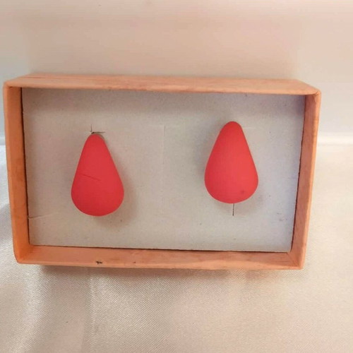 Drop earrings new, pink fuchsia color