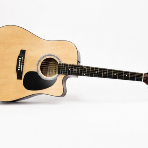 Electroacoustic guitar with case used, needs string replacement