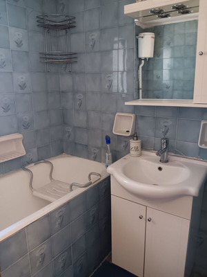 Νεοκλασικό σπίτι 1ου ορόφου 115 τ.μ. στην Παλαιά Κοκκινιά Πειραιά