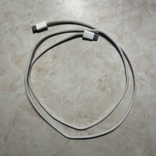 Apple Type C charging cable, 1 meter