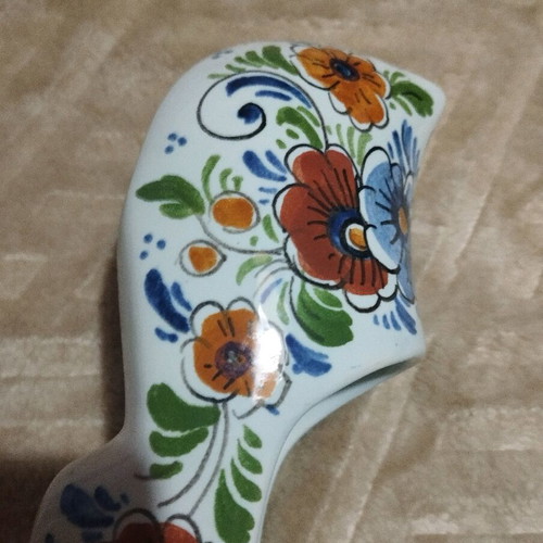 Dutch Tilburg souvenir hand-painted like new