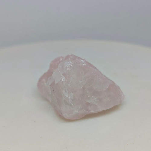 Natural Raw Rose Quartz 32g like new