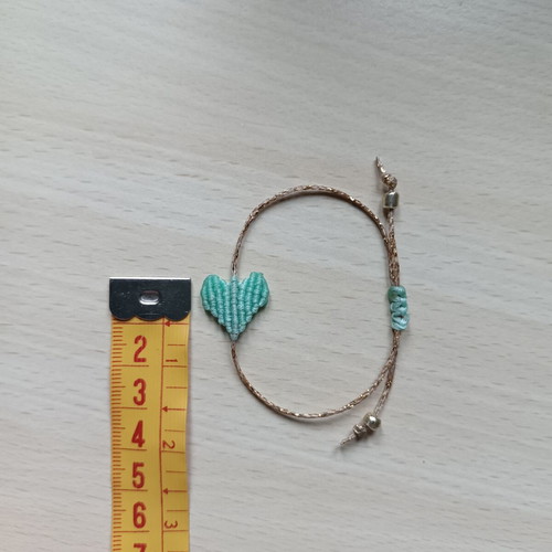 Macrame bracelet with mint heart, adjustable