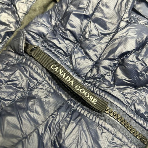 Canada Goose Hybridge Down Lite Jacket Dark Blue Men’s XL like new
