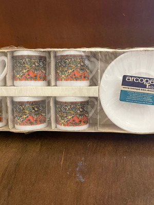 Σετ 6 φλυτζάνια και πιατάκια Arcopal Table vintage για ελληνικό καφέ και εσπρέσο σε κουτί καινούργιο
