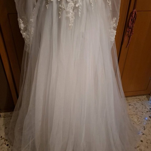 Boho wedding dress white with veil and storage bag, like new, sizes XS-S-M