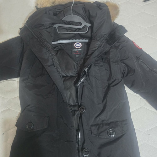 Canada Goose 2530L Montebello women's jacket size S like new, black