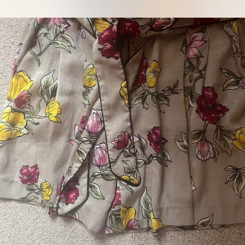Zara satin shorts like new