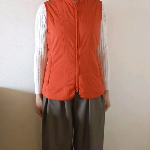 Woolrich women's vest like new, red, size M