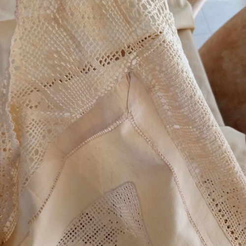 Handmade Beige Tablecloth with Crochet and Azur, like new, 193x188 cm