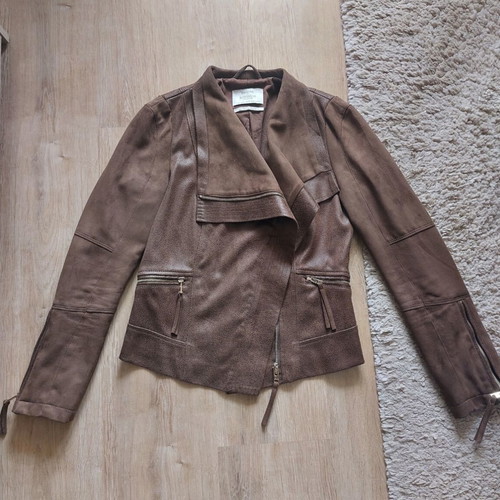 Bershka jacket like new, brown, suede material, fits XS and S