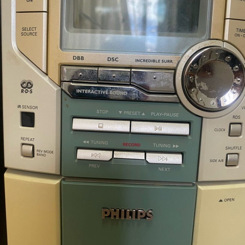 Philips sound system CD player radio cassette like new