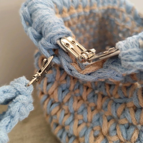 Handmade Crochet Clasp Bag Beige and Turquoise