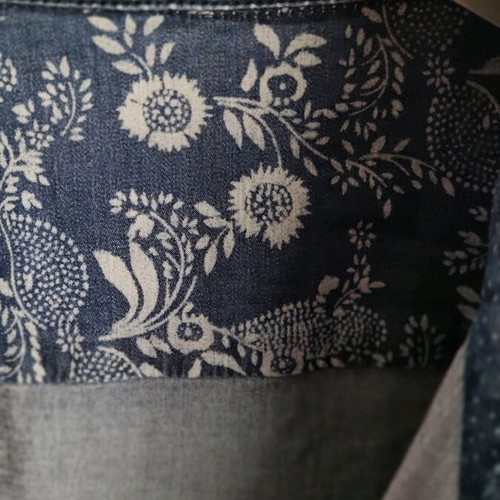 Chromosome short-sleeve shirt blue Small used