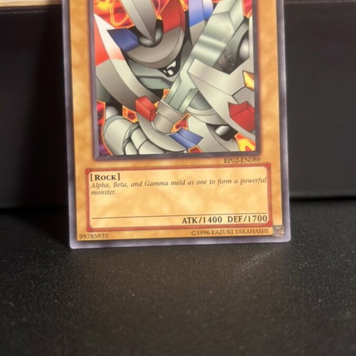Alpha The Magnet Warrior Yu-Gi-Oh! TCG card like new