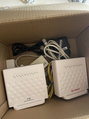 Router and 1kg bag of internet cables used
