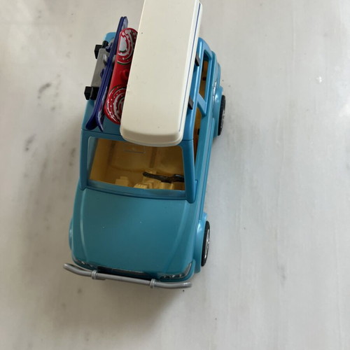Playmobil 9281 Winter Family Car like new with instructions