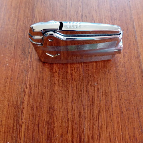 Ronson vintage lighter used, needs valve repair