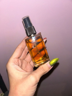 Victoria Secret Vanilla Lace perfume type 50ml like new
