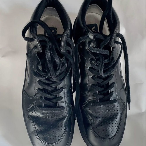 Veja men's leather boots like new, size 46, black
