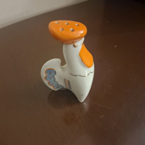 Vintage Soviet porcelain salt shaker in rooster shape like new