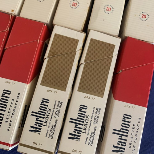 Cigarette boxes used, pack of 24, authentic from 1982