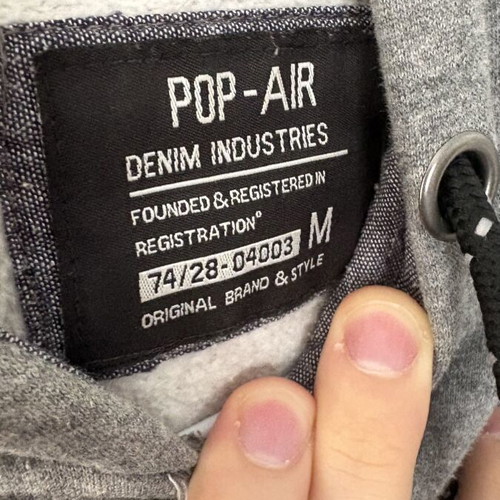 Pop Air sweatshirt used, medium size, slim fit