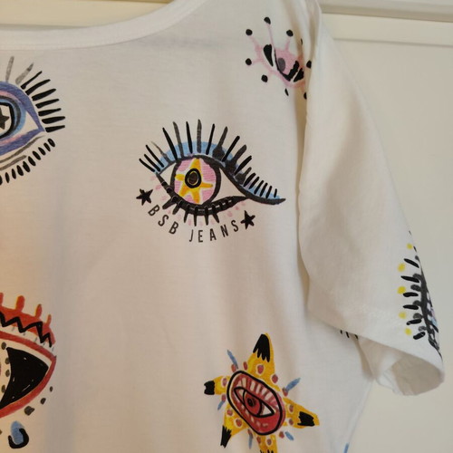 Bsb white t-shirt with eyes and low back small oversized like new
