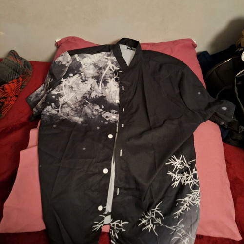 Shirt xxl black and white with Japanese cherry blossoms new
