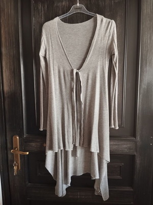 Spring cardigan gray made of very elastic cotton, like new